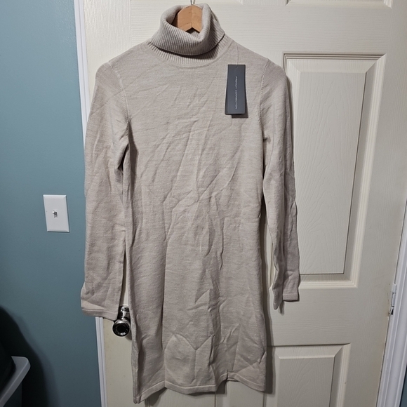 French Connection Long Sleeve Sweater Dress Lt. Oatmeal Womens Large NWT $98 BB4 - Picture 1 of 12